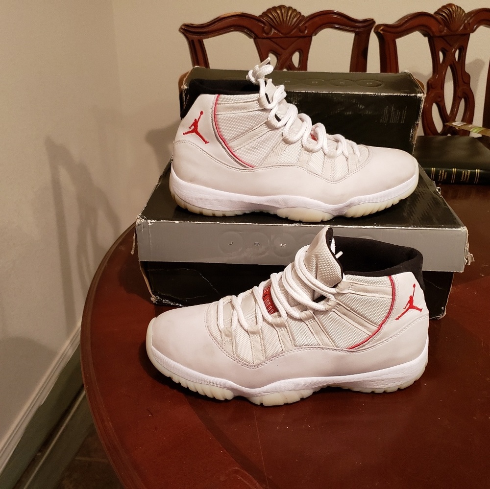 COPY - Air Jordan Retro 11's - Platinum Tint